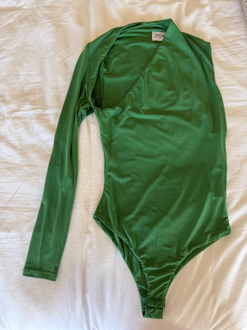 SNDYS Dany One-Shoulder Bodysuit in Emerald Green